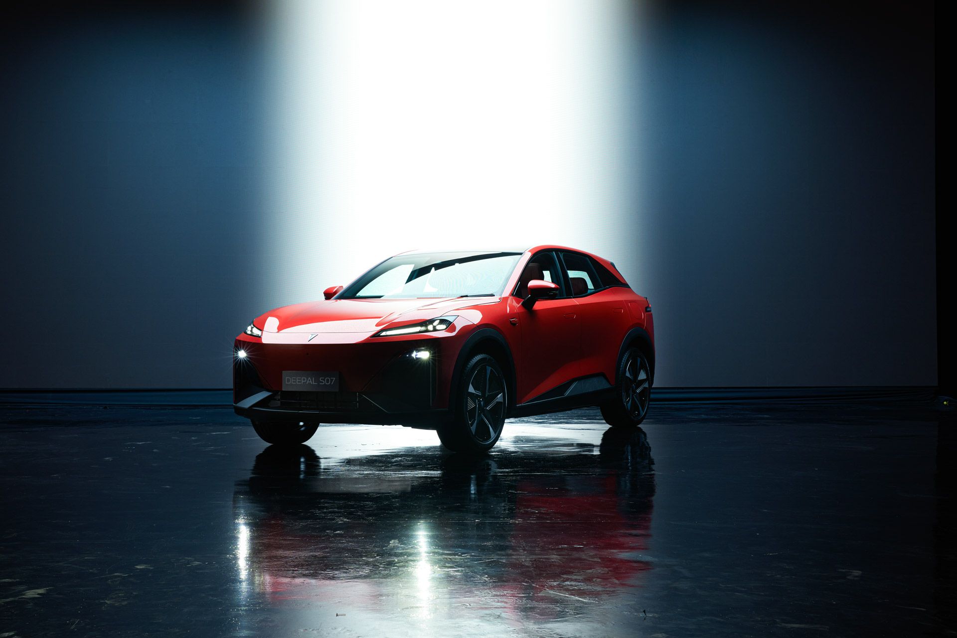 Deepal S07 L Electric SUV - Extended luxury version